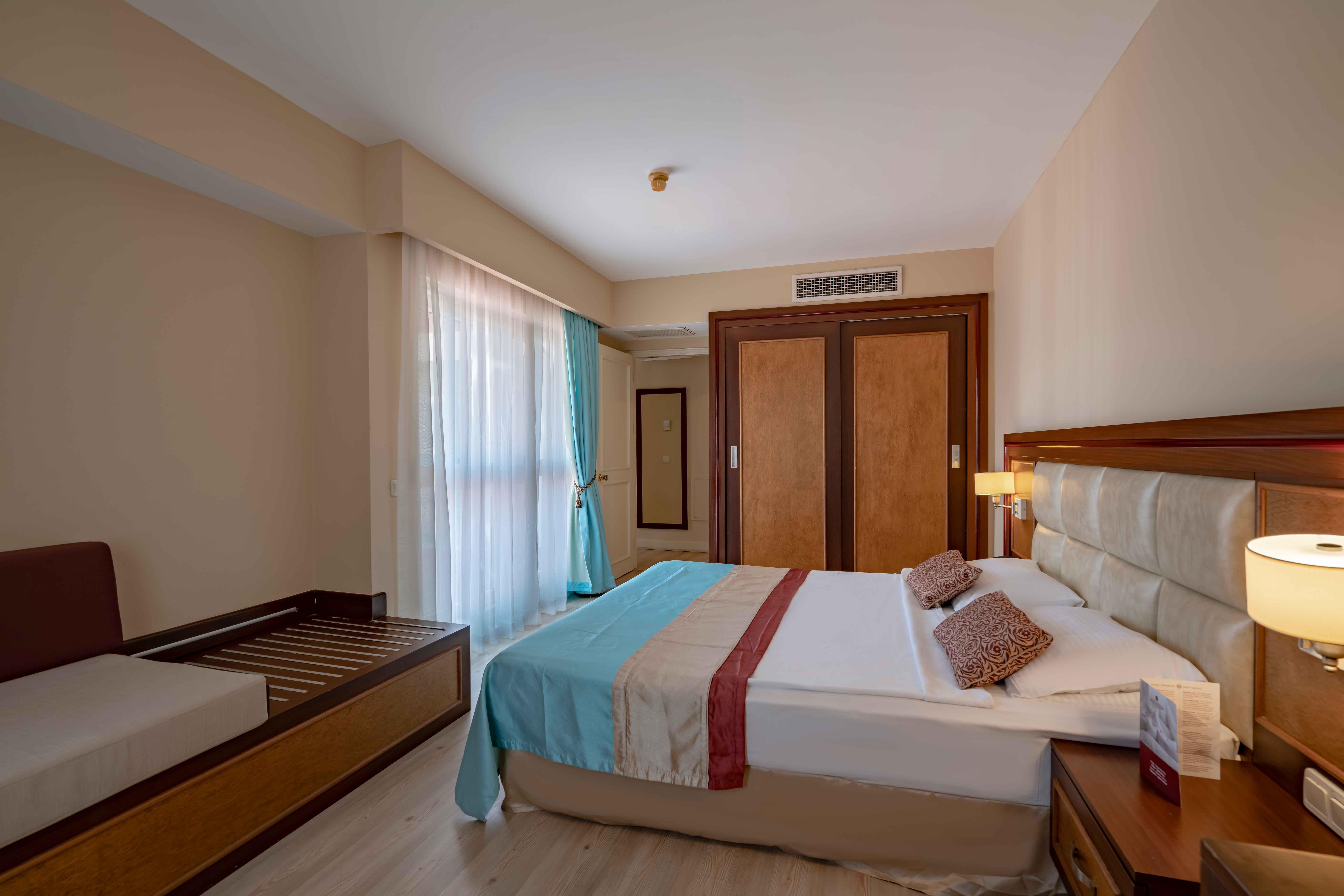 Movenpick Resort Antalya Текирова Экстерьер фото